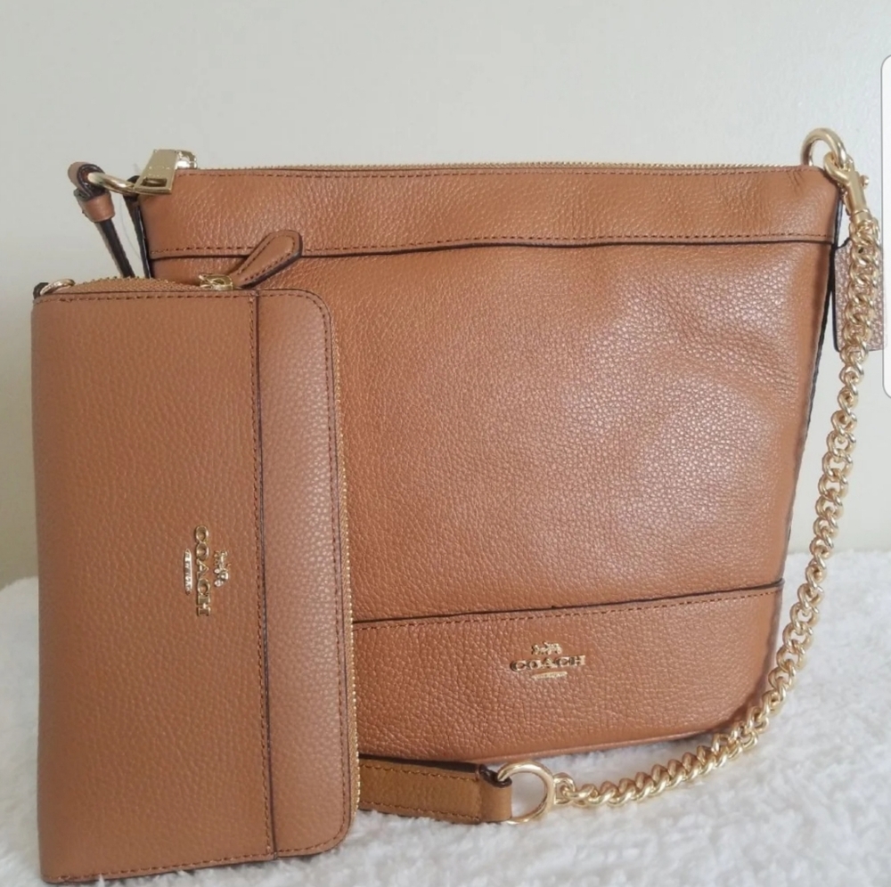 ||Coach|| Small Paxton Duffle and wallet set